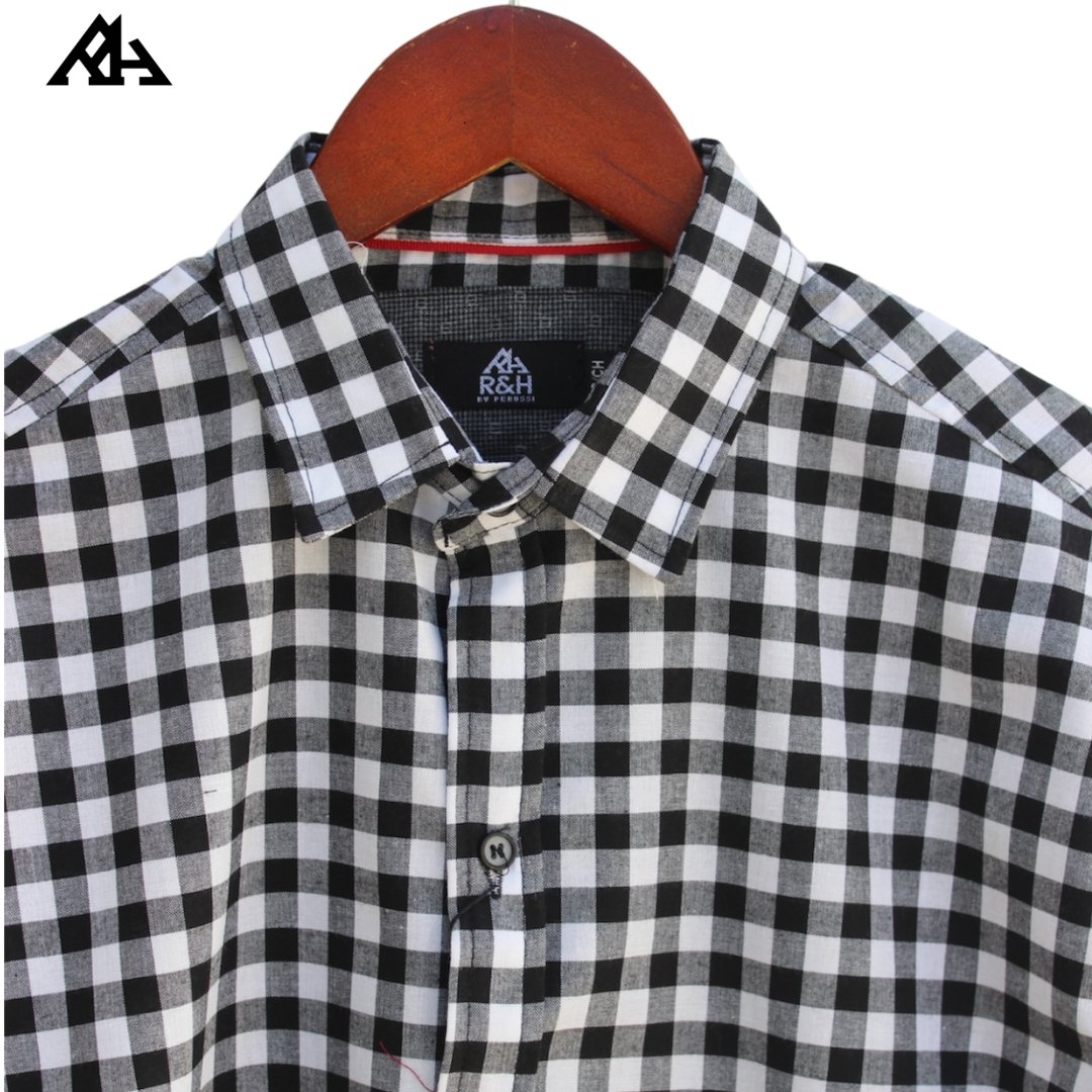 Camisa Manga Larga de Cuadros Negros - R&H By Perussi MX