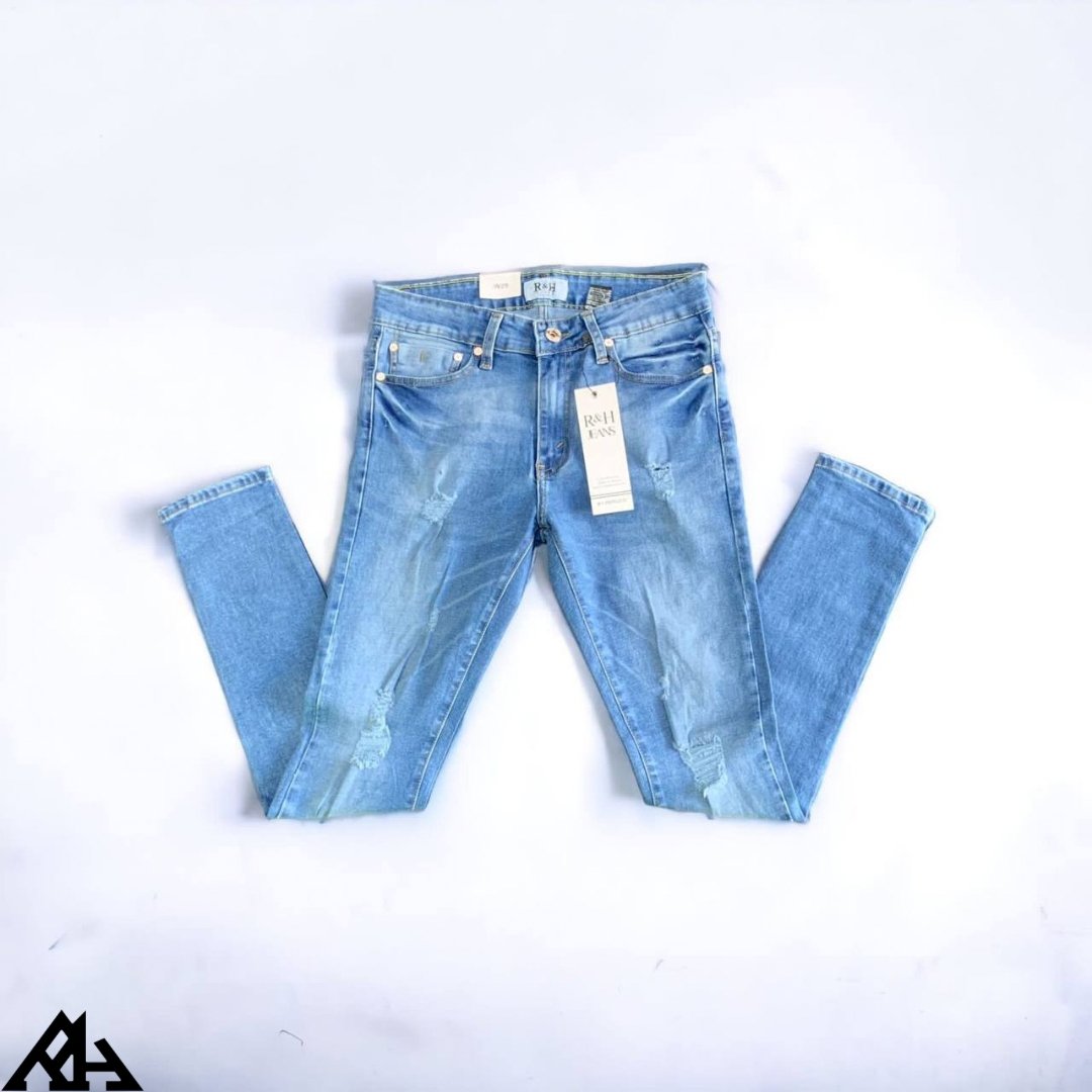 Jeans sky blue rasgados vintage - R&H By Perussi MX